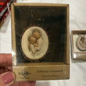 Willow Tree Embrace ornament - Cream and Brown